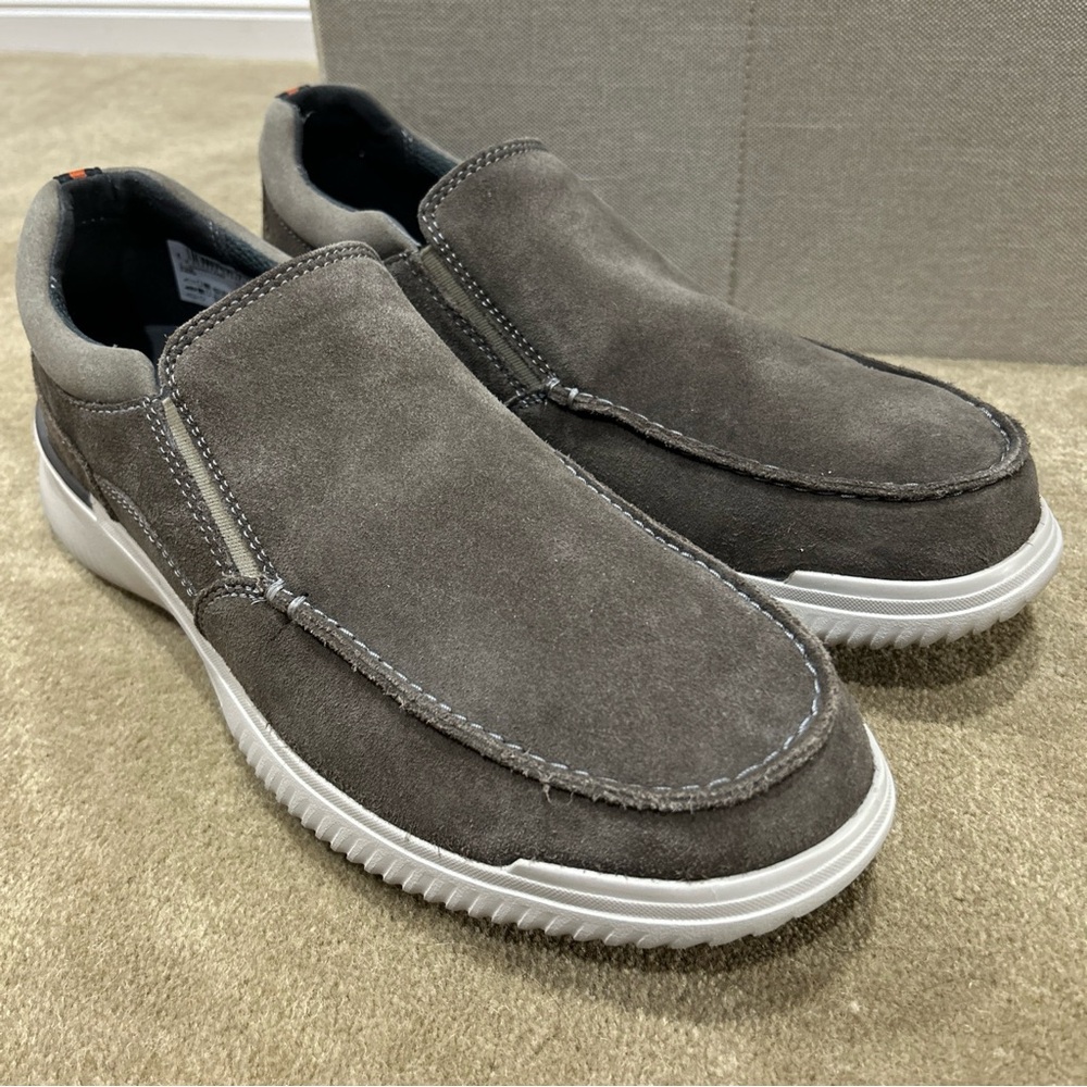 Men’s Size 13 M Clark’s Gray Suede Loafers